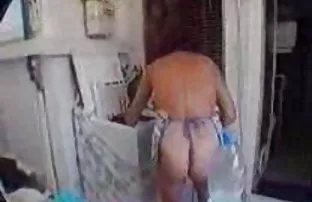 XXX हाडकुळा माणूस चरबी लंड उठावदार उरोज असलेली प्रौढ शिक्षक फिटनेस