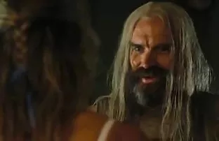 XXX Elena ' s body smeared with ओष्ठशलाका आणि मुलगी आणते स्वत: ला हस्तमैथुन धन्यता