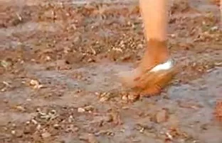 XXX चिक चोरले माणूस to satisfy his lust