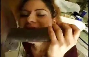 XXX पुरेसे twat एक कोंबडा सह fucked ड्राइव्हर मध्ये एक मोटेल