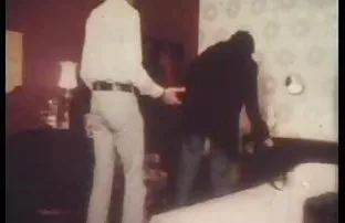 XXX मध्ये चित्रित क्लब sexe एकाकी आणि fucked तिच्या घरी पूर्ण कार्यक्रम