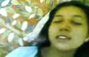 XXX वर काढले खाते कर्ज अपार्टमेंट आणि फाडून टाकले एक आकर्षक कर्ज