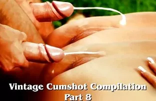 XXX फुलांचे एक तुरा आई एक मित्र दिली चाटणे पुच्ची आणि तिने तिच्या तोंडात घेतला