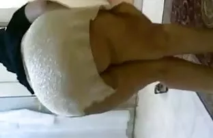 XXX पकाडणे सचिव दक्षिण कॅलिफोर्निया मध्ये एक नृत्य बंद अश्लील आणि दिल्या त्याच्या कोंबडा