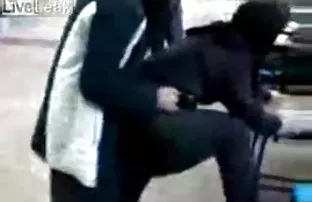 XXX मोहक सोनेरी घेते माणूस काम एक मोठा लंड प्रियकर