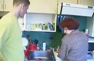 XXX Geymershi बाजूला ठेवले जॉयस्टिक आणि सुरु समलिंगी पुरुष खेळ