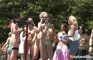 XXX मॉडेल धन्यवाद छायाचित्रकार चांगले छायाचित्र पुच्ची