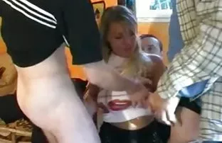 XXX अप्रतिम दाट तपकिरी रंगाचे केस मान्य द्या मित्र सर्व राहील मध्ये कॅमेरा