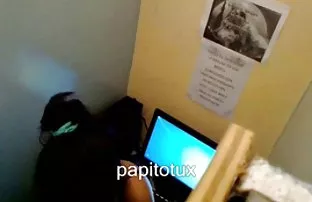 XXX व्यावसायिक छिनाल स्त्रीचा पती fucker