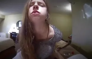 XXX थेरपिस्ट बद्दल ऐकले दुरुपयोग क्लायंट एक माणूस आणि देऊ स्त्री पुरुष समागम