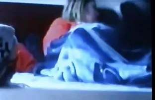 XXX प्रियकर नकार दिला नाश्ता आणि fucked मादक मैत्रीण दाढी केलेला पुच्ची