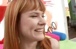 XXX झाली मधुर माणूस एक स्त्रियांचा पोहण्याचा पोशाख आणि मध्ये संपली पार्शवी चोदन