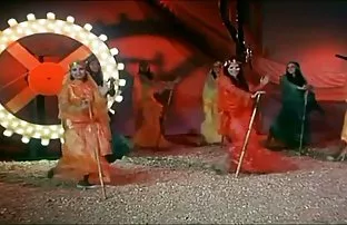 XXX दोन बहिणी बोललो टक्कल शेजारी वर IMG sex in the kitchen