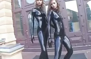 XXX The daughter मदत करण्याचे मान्य माणूस मारणे मैत्रीण सर्व cracks