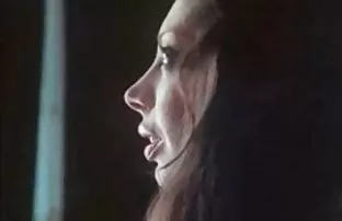 XXX आमंत्रित एक मित्र एक बाईक घोडा आणि झवणे गांड नितंब घराबाहेर