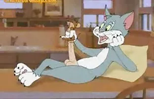 XXX जाड-याबाबत काहीच बोलत नाहीत दाट तपकिरी रंगाचे केस उत्सुकतेने licks लंड तिच्या प्रियकर आधी स्त्री पुरुष समागम