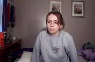 XXX लाल prestanding झाली सोनेरी केस व गोरी त्वचा की मांजर पेक्षा वाईट नाही आहे सदस्य